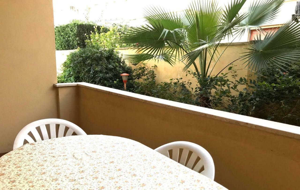 Appartamento Con Giardino Sul Mare Gallipoli Bagian luar foto